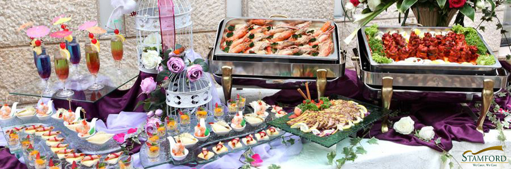 5 Questions To Ask Your Wedding Caterer Before Booking Them