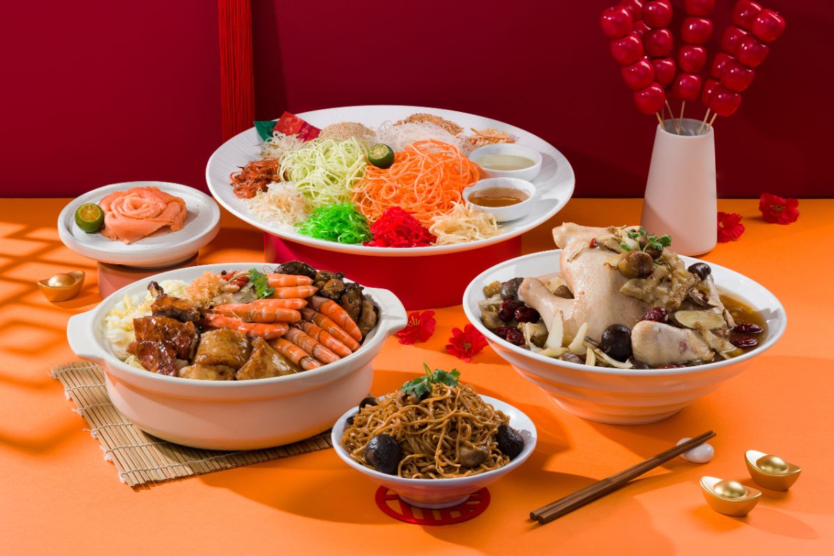 Lucky Reunion Festive Value Catering Bundle